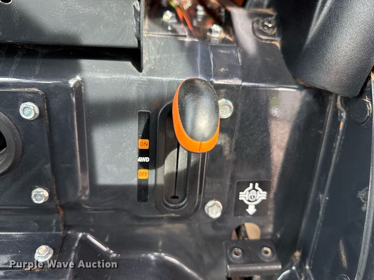 image for item EG5774 2021 Yanmar YT235 MFWD tractor