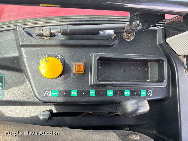 image for item EG5774 2021 Yanmar YT235 MFWD tractor