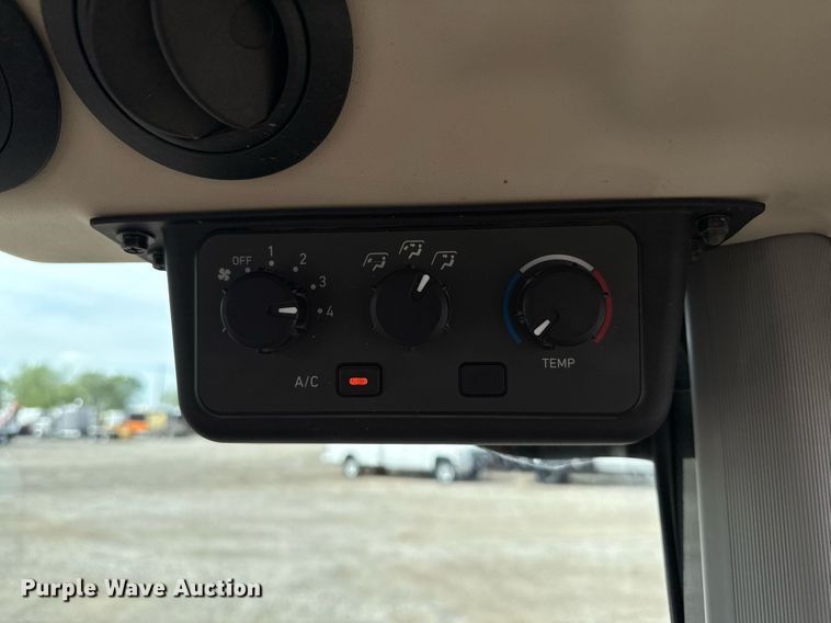 image for item EG5774 2021 Yanmar YT235 MFWD tractor