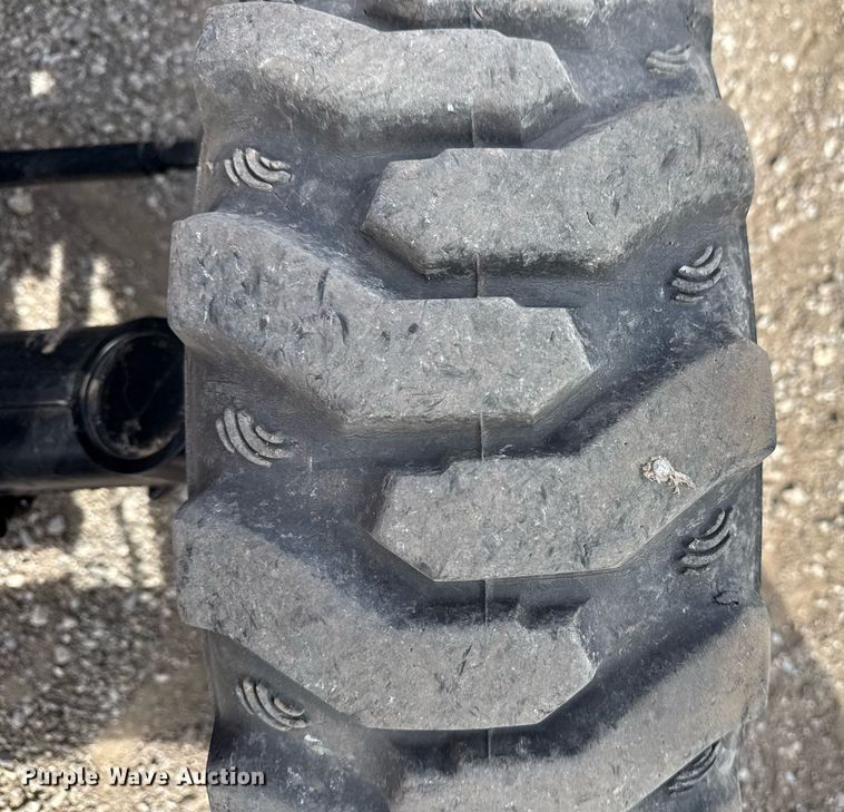 image for item EG5774 2021 Yanmar YT235 MFWD tractor