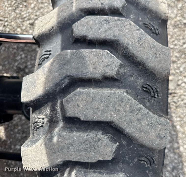 image for item EG5774 2021 Yanmar YT235 MFWD tractor