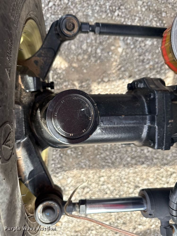 image for item EG5774 2021 Yanmar YT235 MFWD tractor