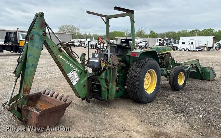 image for item EG5782 John Deere 870 tractor