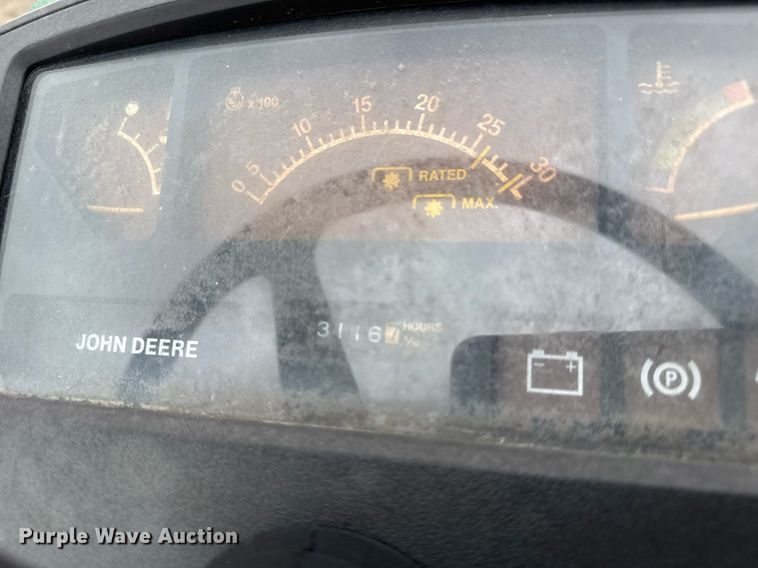 image for item EG5782 John Deere 870 tractor