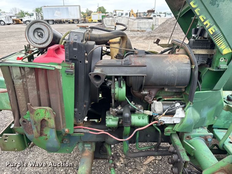 image for item EG5782 John Deere 870 tractor