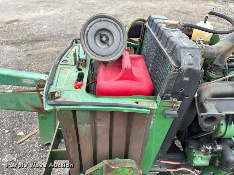 image for item EG5782 John Deere 870 tractor