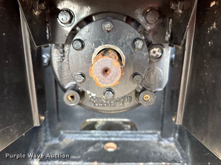 image for item EG5808 2021 Mahindra 6075 PST MFWD tractor