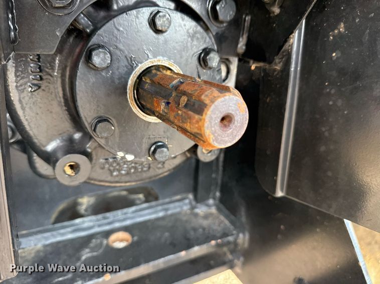 image for item EG5808 2021 Mahindra 6075 PST MFWD tractor