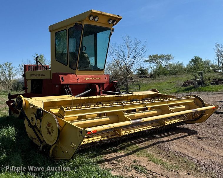 image for item EG6395 1992 New Holland 1118 swather / windrower