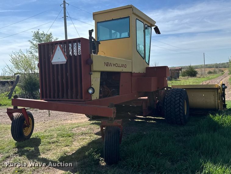 image for item EG6395 1992 New Holland 1118 swather / windrower