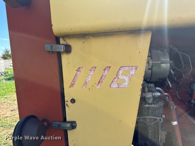 image for item EG6395 1992 New Holland 1118 swather / windrower