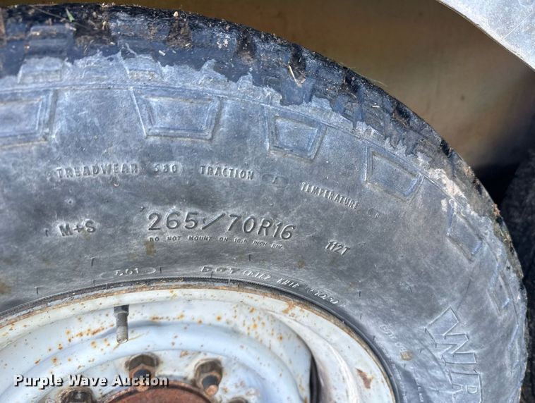 image for item EG6408 1992 Sundowner livestock trailer