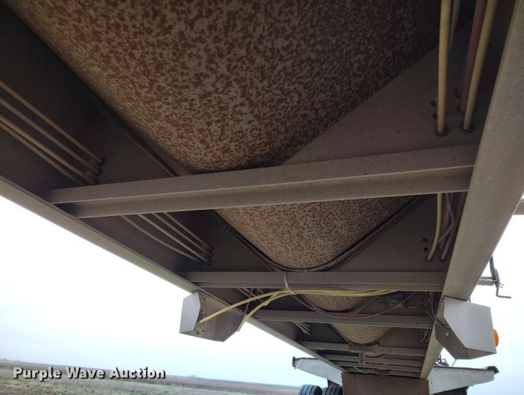 image for item EH0287 2000 Pinson feed delivery trailer