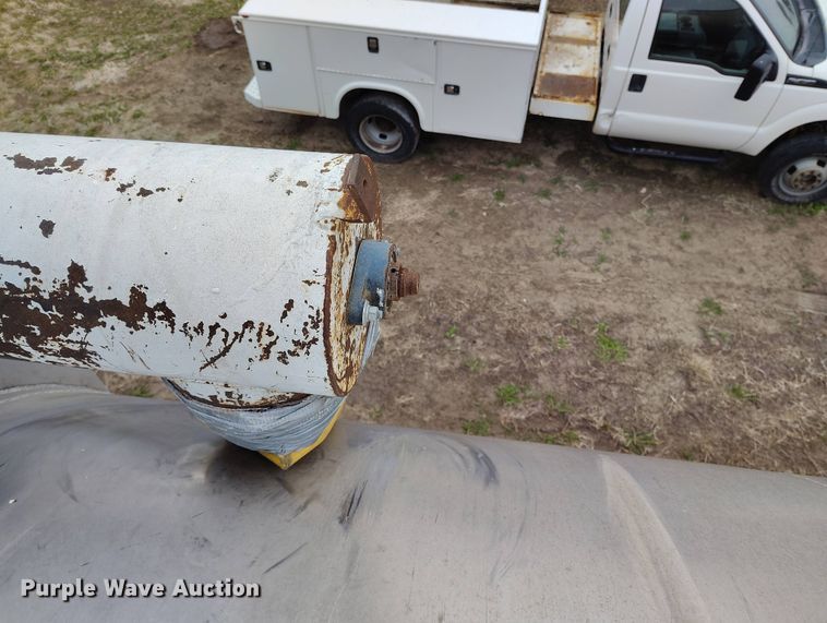 image for item EH0287 2000 Pinson feed delivery trailer