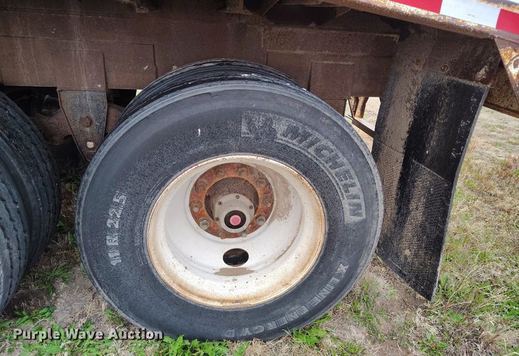 image for item EH0287 2000 Pinson feed delivery trailer