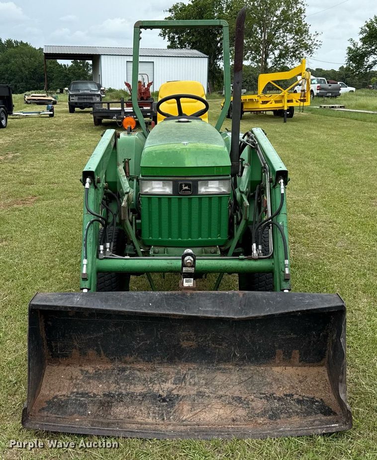 image for item EJ3679 2007 John Deere 790 MFWD tractor