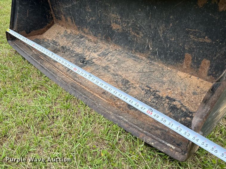 image for item EJ3679 2007 John Deere 790 MFWD tractor