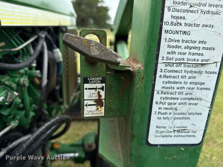 image for item EJ3679 2007 John Deere 790 MFWD tractor
