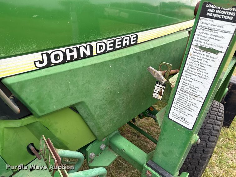 image for item EJ3679 2007 John Deere 790 MFWD tractor