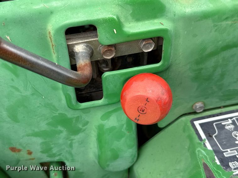 image for item EJ3679 2007 John Deere 790 MFWD tractor