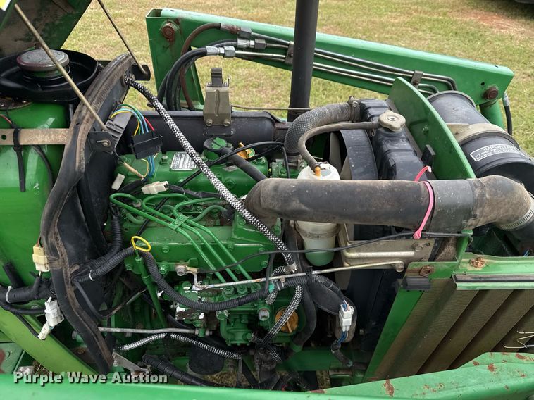 image for item EJ3679 2007 John Deere 790 MFWD tractor