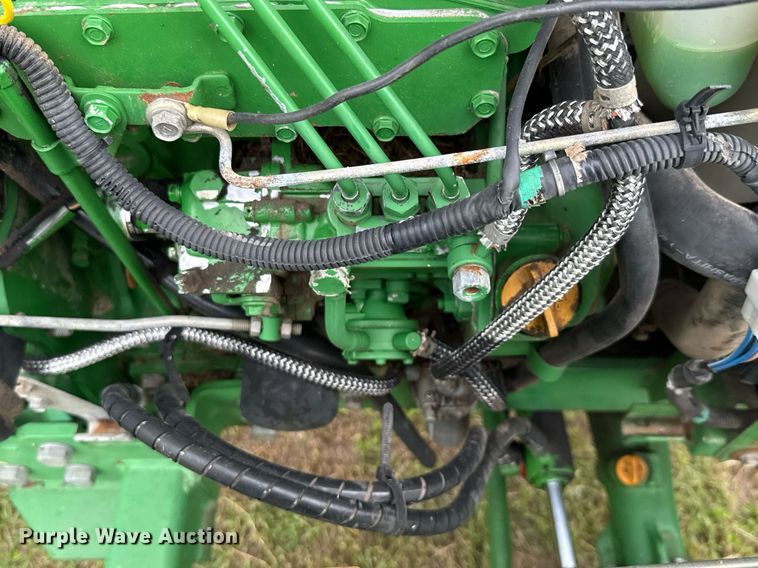 image for item EJ3679 2007 John Deere 790 MFWD tractor
