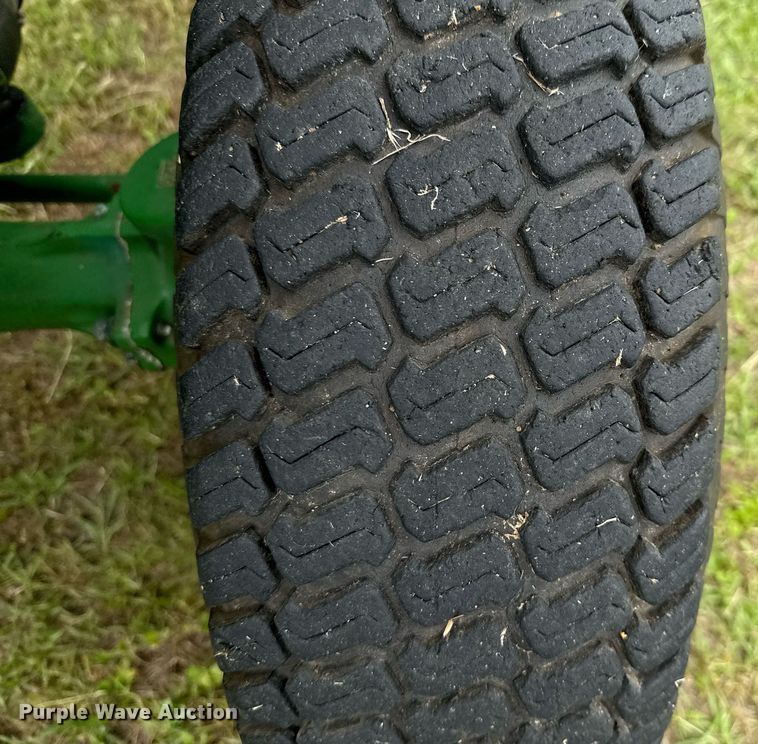 image for item EJ3679 2007 John Deere 790 MFWD tractor