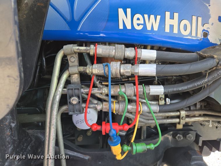 image for item EJ7512 2007 New Holland T2420 MFWD tractor