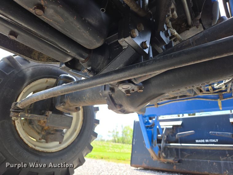 image for item EJ7512 2007 New Holland T2420 MFWD tractor