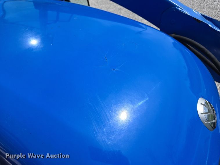 image for item EJ7512 2007 New Holland T2420 MFWD tractor