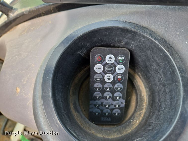 image for item EJ7512 2007 New Holland T2420 MFWD tractor