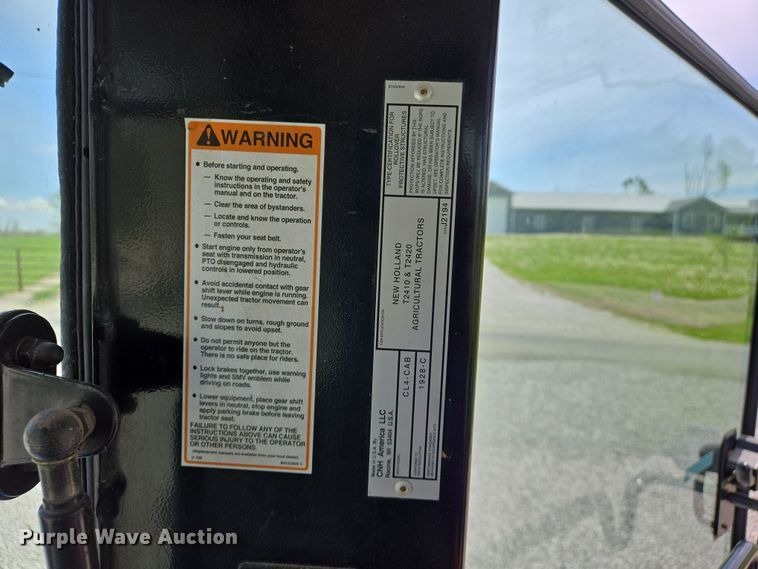 image for item EJ7512 2007 New Holland T2420 MFWD tractor