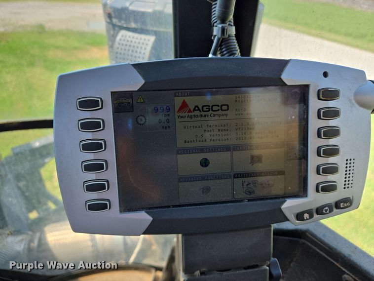 image for item EJ7533 2015 RoGator RG1100B spreader