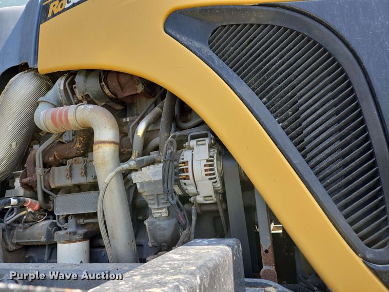 image for item EJ7533 2015 RoGator RG1100B spreader