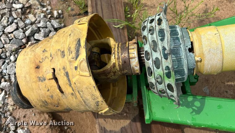 image for item EJ8695 John Deere batwing rotary mower