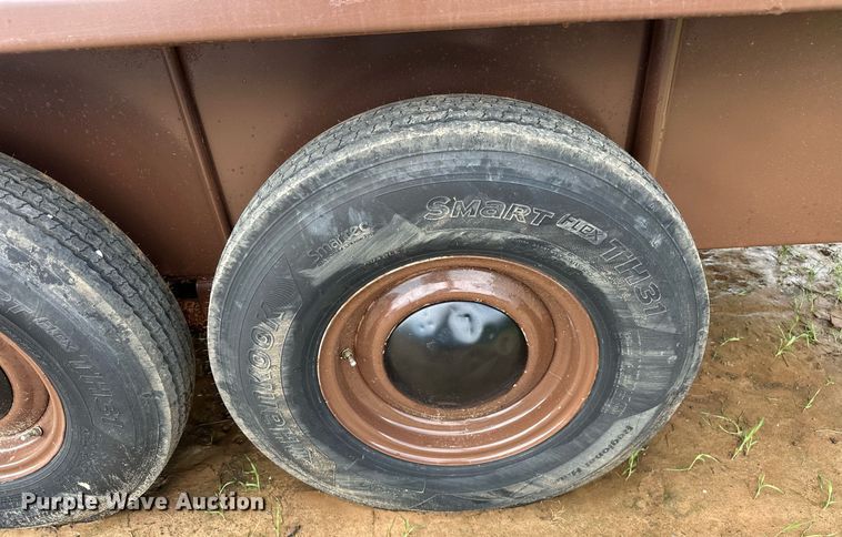 image for item EJ8696 Gooseneck Trailer  7820 livestock trailer