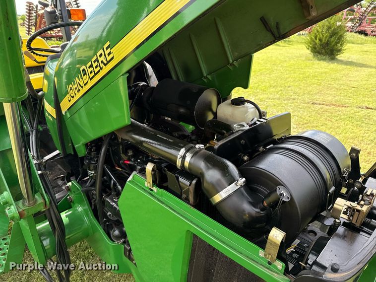 image for item EJ8759 2001 John Deere 5320 tractor