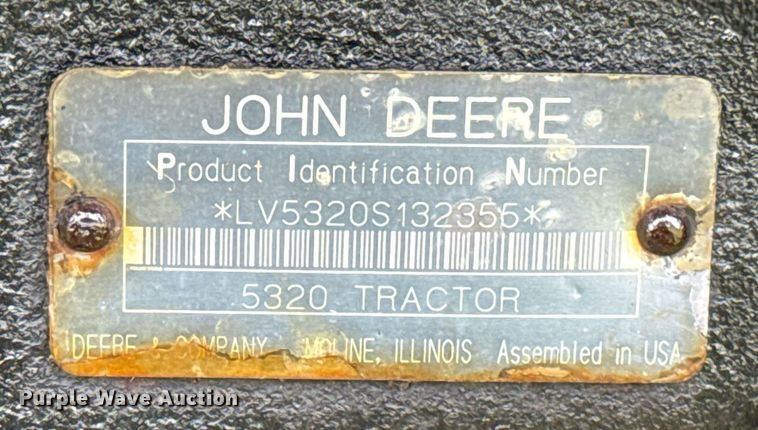 image for item EJ8759 2001 John Deere 5320 tractor