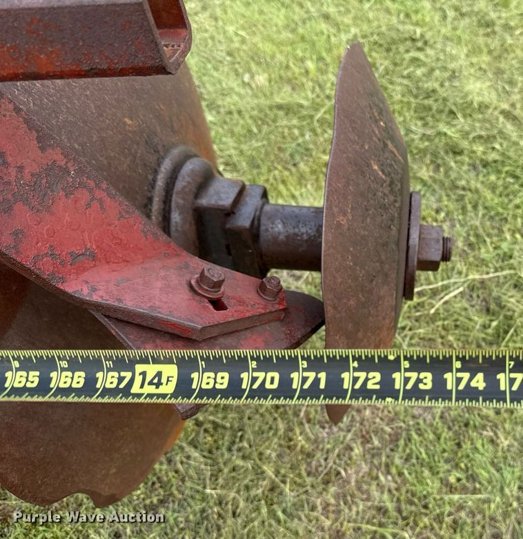 image for item EJ8760 International Harvester 780 off-set disk