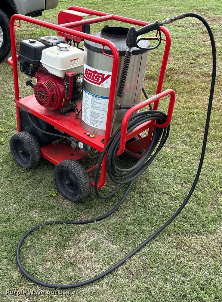 image for item EJ8761 Hotsy 1075SSE hot pressure washer