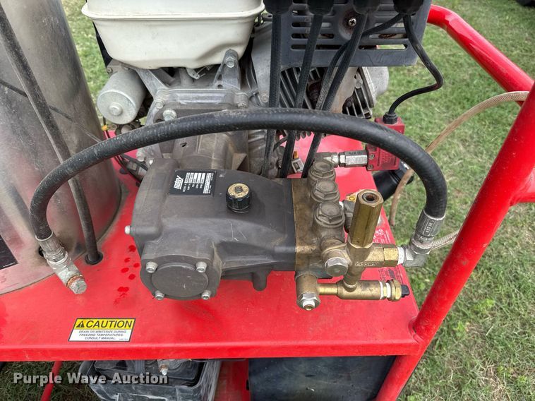 image for item EJ8761 Hotsy 1075SSE hot pressure washer