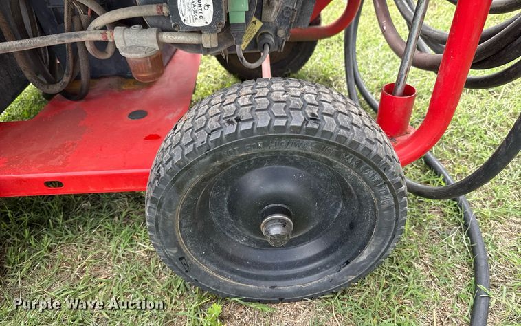 image for item EJ8761 Hotsy 1075SSE hot pressure washer