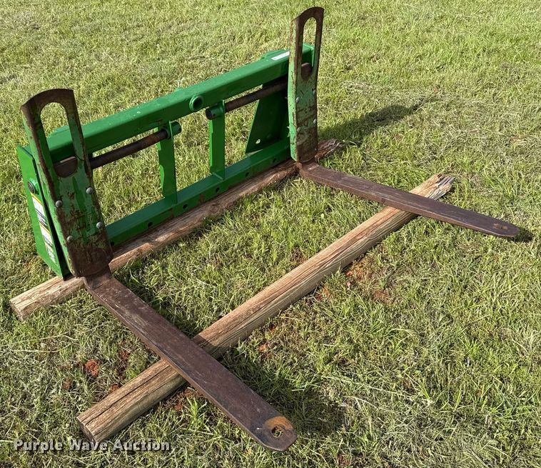 image for item EJ8762 John Deere forks