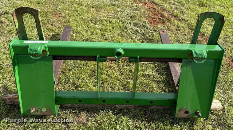 image for item EJ8762 John Deere forks