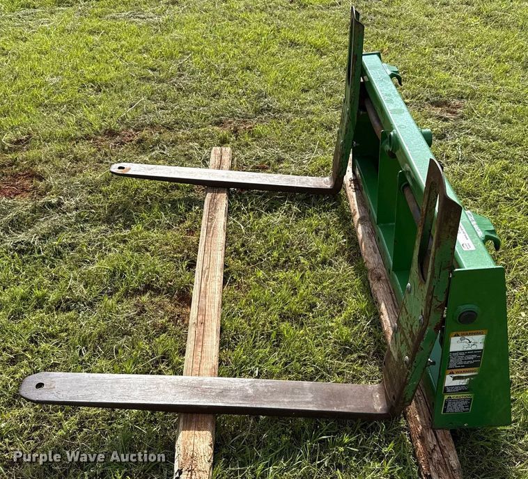 image for item EJ8762 John Deere forks