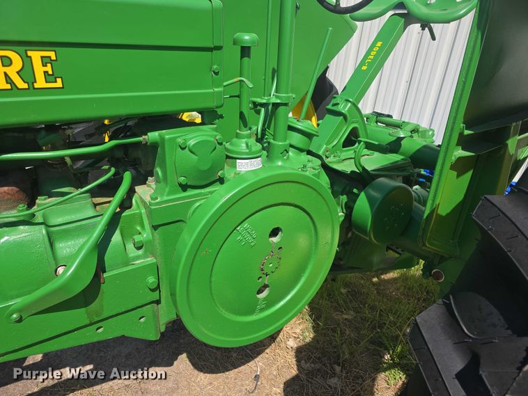 image for item EK2355 John Deere  B tractor