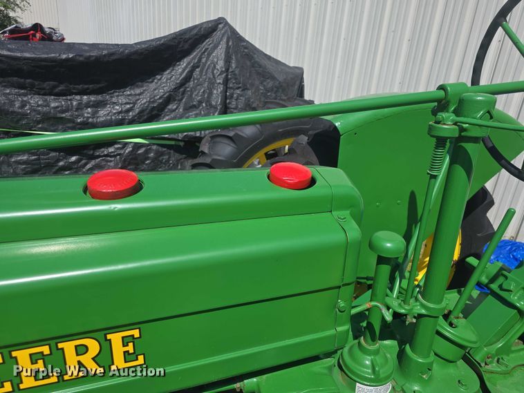 image for item EK2355 John Deere  B tractor