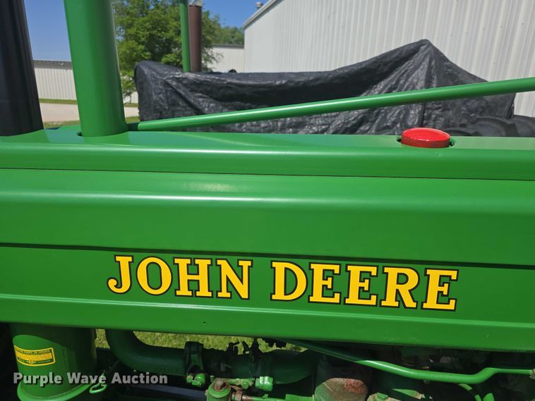 image for item EK2355 John Deere  B tractor