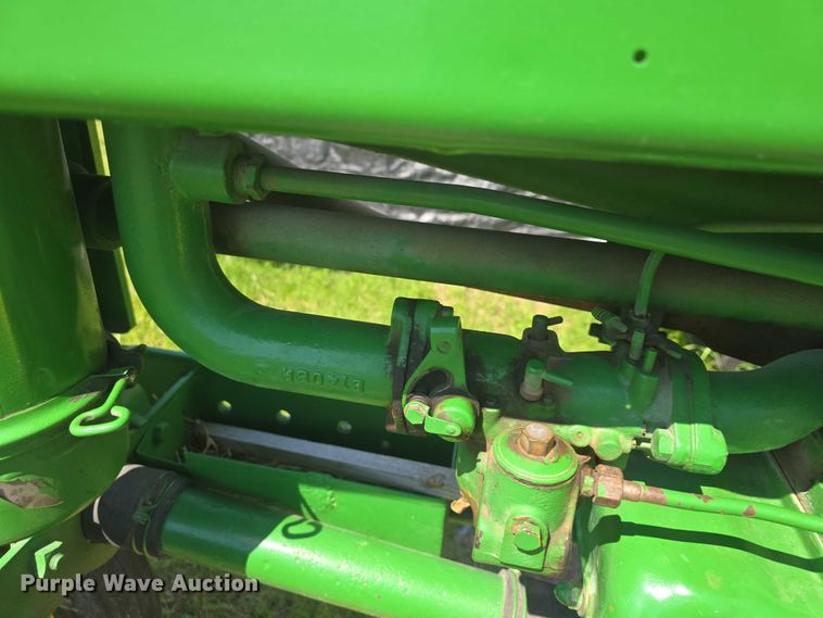 image for item EK2355 John Deere  B tractor