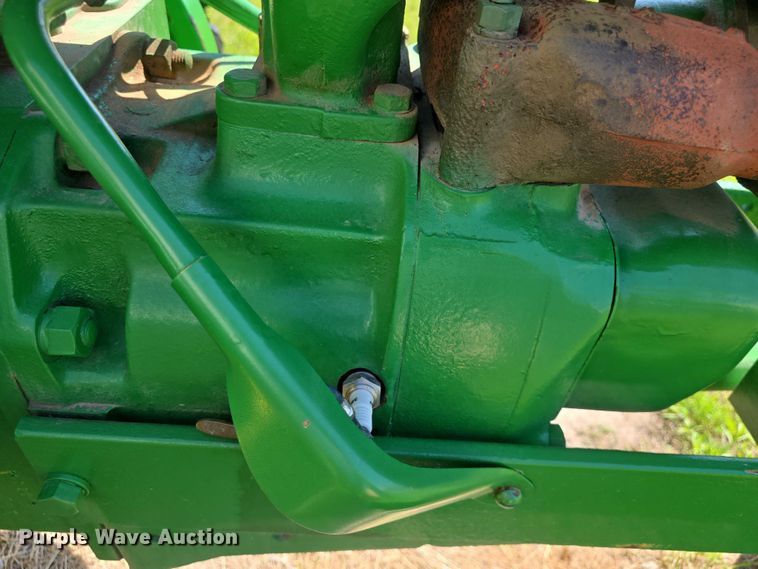 image for item EK2355 John Deere  B tractor